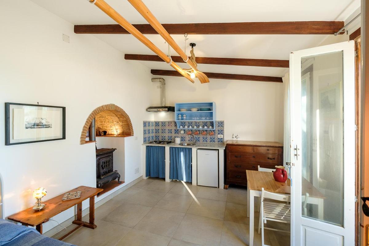 Aparthotel La Rosa Dei Venti à Procida Extérieur photo