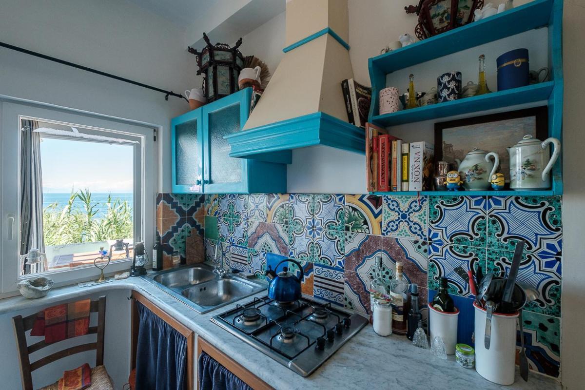 Aparthotel La Rosa Dei Venti à Procida Extérieur photo