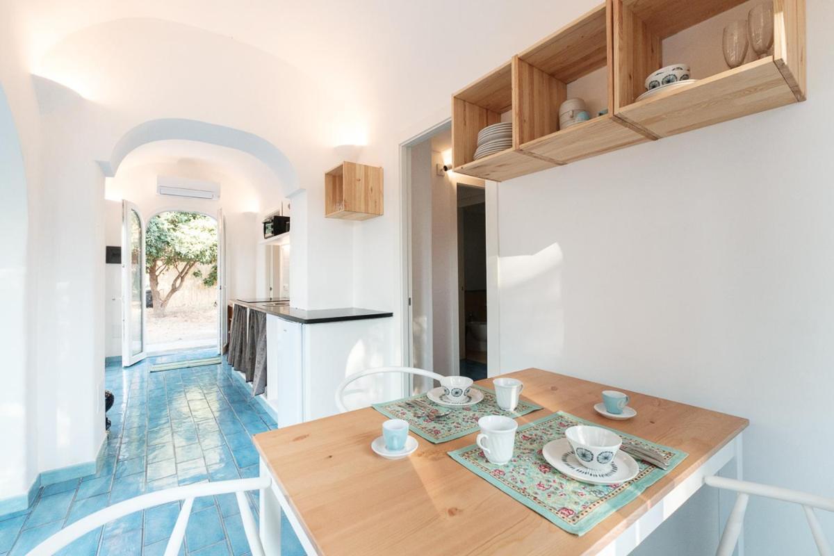 Aparthotel La Rosa Dei Venti à Procida Extérieur photo