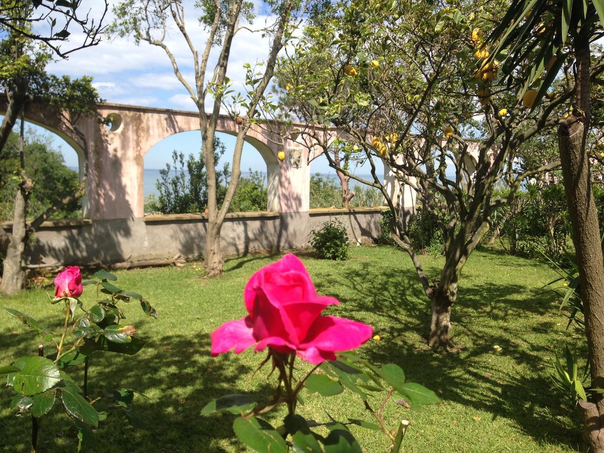 Aparthotel La Rosa Dei Venti à Procida Extérieur photo