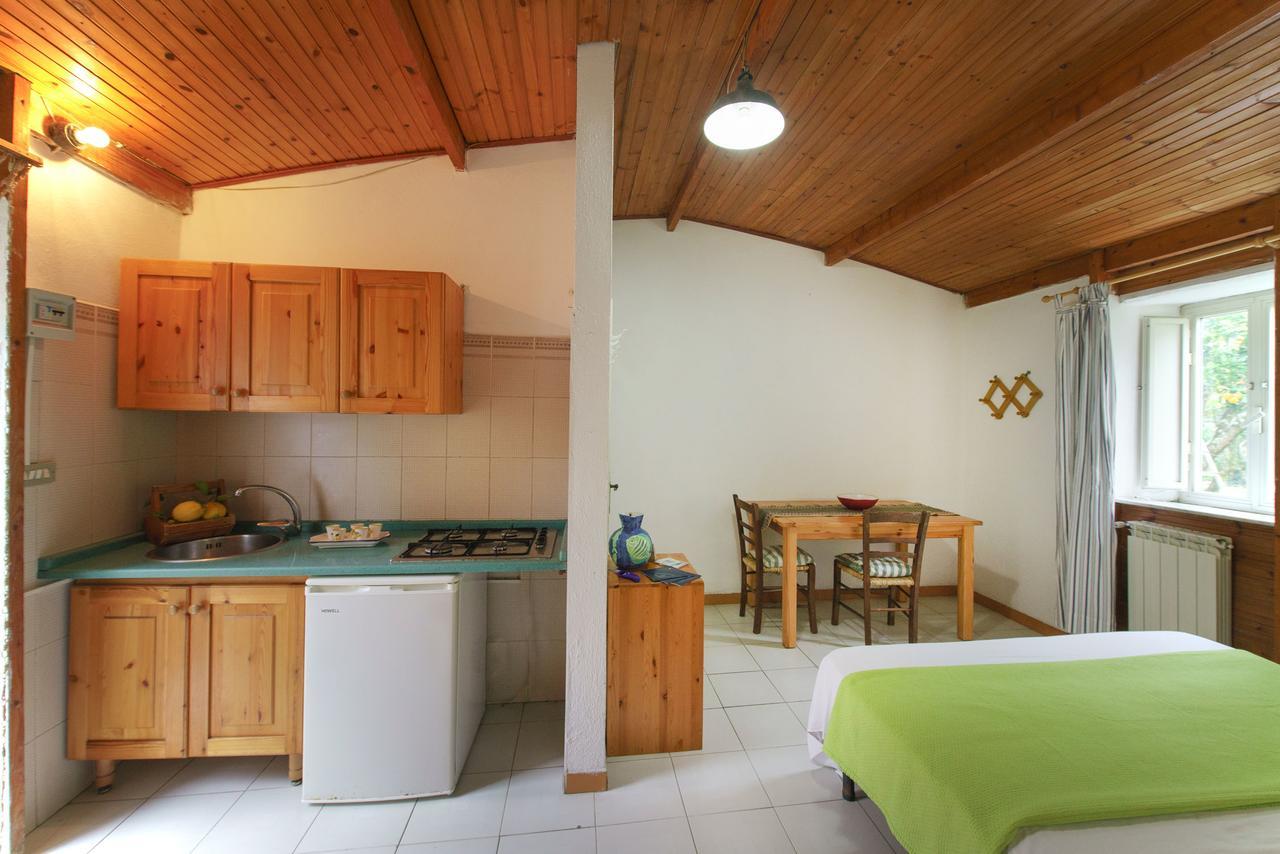 Aparthotel La Rosa Dei Venti à Procida Extérieur photo